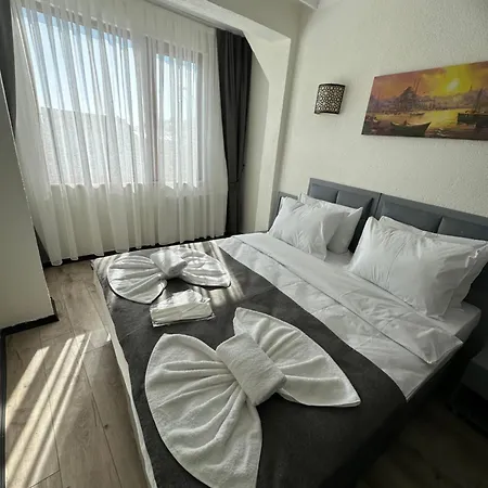 Big Orange Old Hotell Istanbul