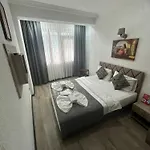 Otel Big Orange Old