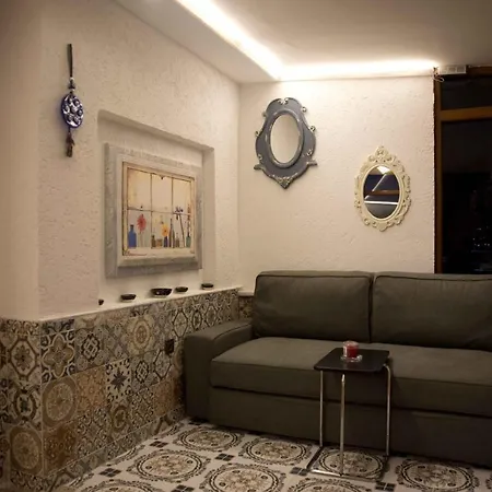 Big Orange Old Hotel