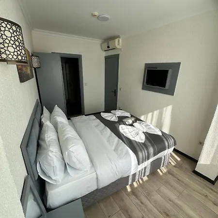 Big Orange Old Hotel Istanbul