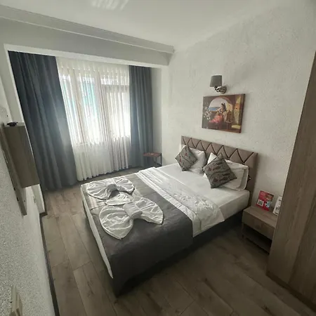 Big Orange Old Istanbul