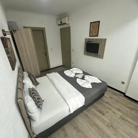 Big Orange Old Hotel 3*