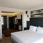 Big Orange Old Hotel 3*